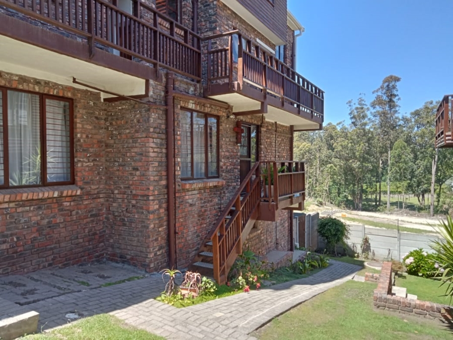 To Let 2 Bedroom Property for Rent in Heatherlands Western Cape